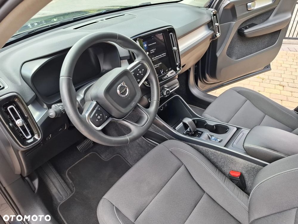 Volvo XC 40 T2 Core - 9
