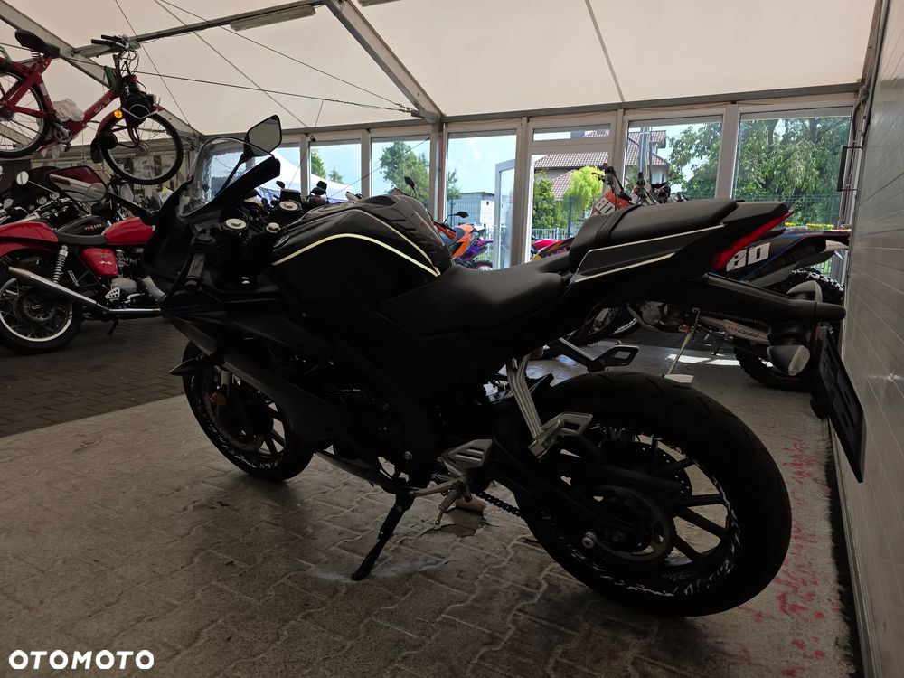 Yamaha MT - 20