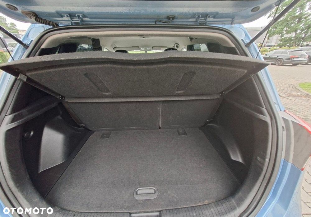 Hyundai ix20 - 12