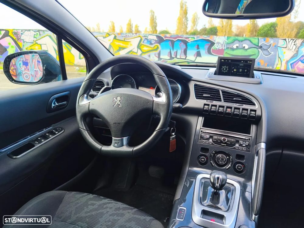 Peugeot 3008 2.0 HDi Hybrid4 - 17