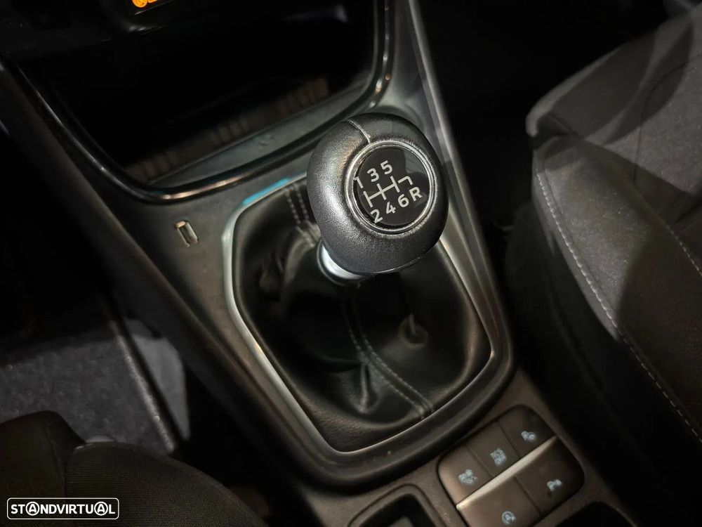 Ford Puma 1.0 EcoBoost MHEV Titanium Design - 14