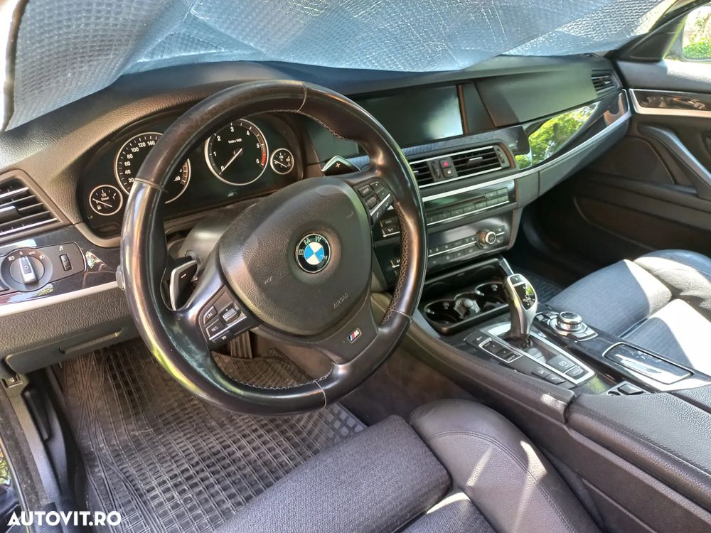 BMW Seria 5 525d xDrive AT - 7