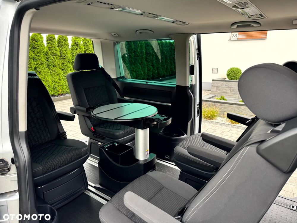 Volkswagen Multivan - 14