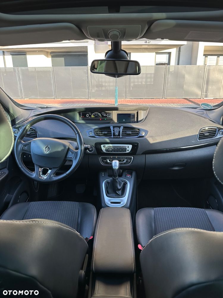 Renault Scenic dCi 150 FAP Bose Edition - 10