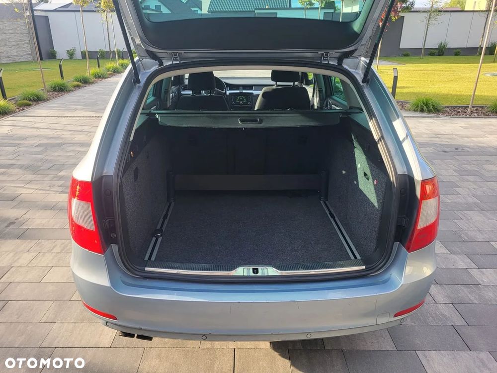 Skoda Superb 2.0 TDI Comfort - 14