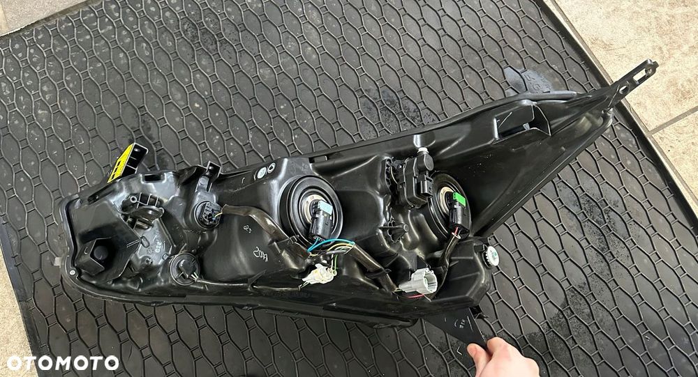 Nissan Micra K14 2018 Przód strona lewa Lampy przednie 26060-5FA0A - 7