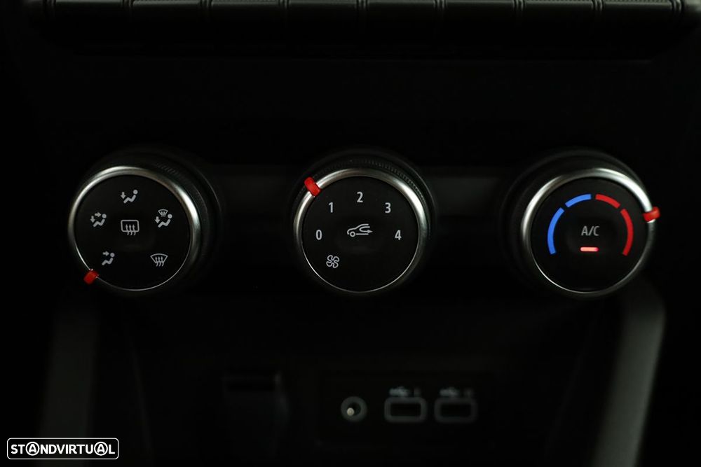 Renault Clio 1.0 TCe Evolution Bi-Fuel - 14