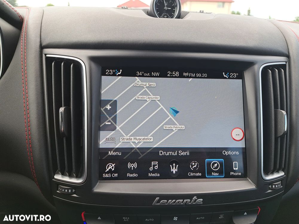 Maserati Levante Q4 GranSport - 5