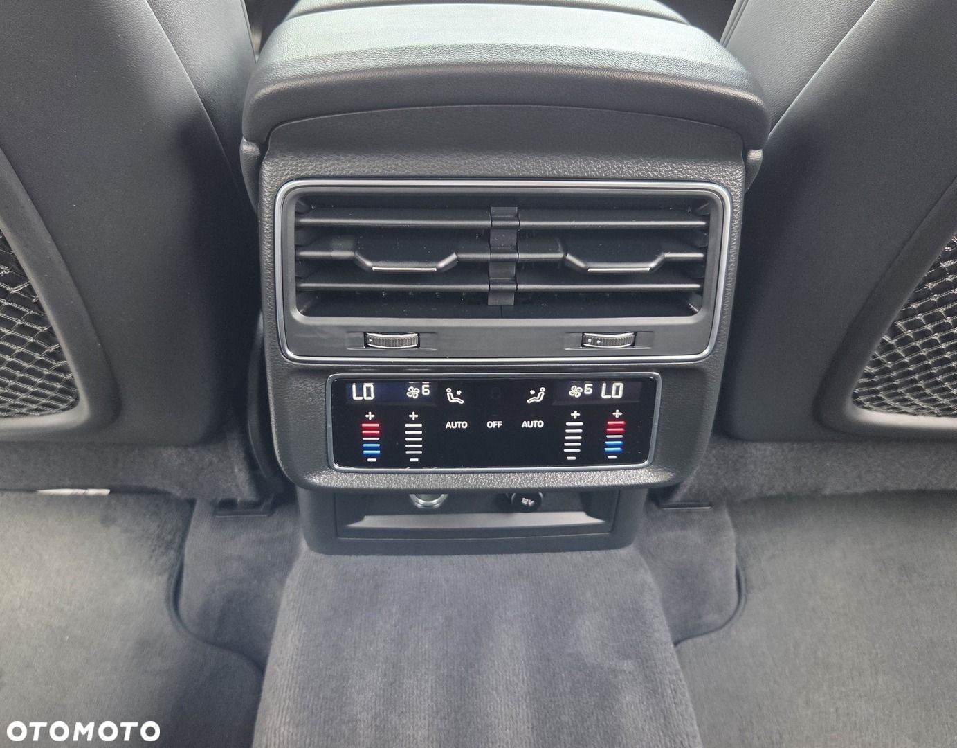 Audi Q7 - 35