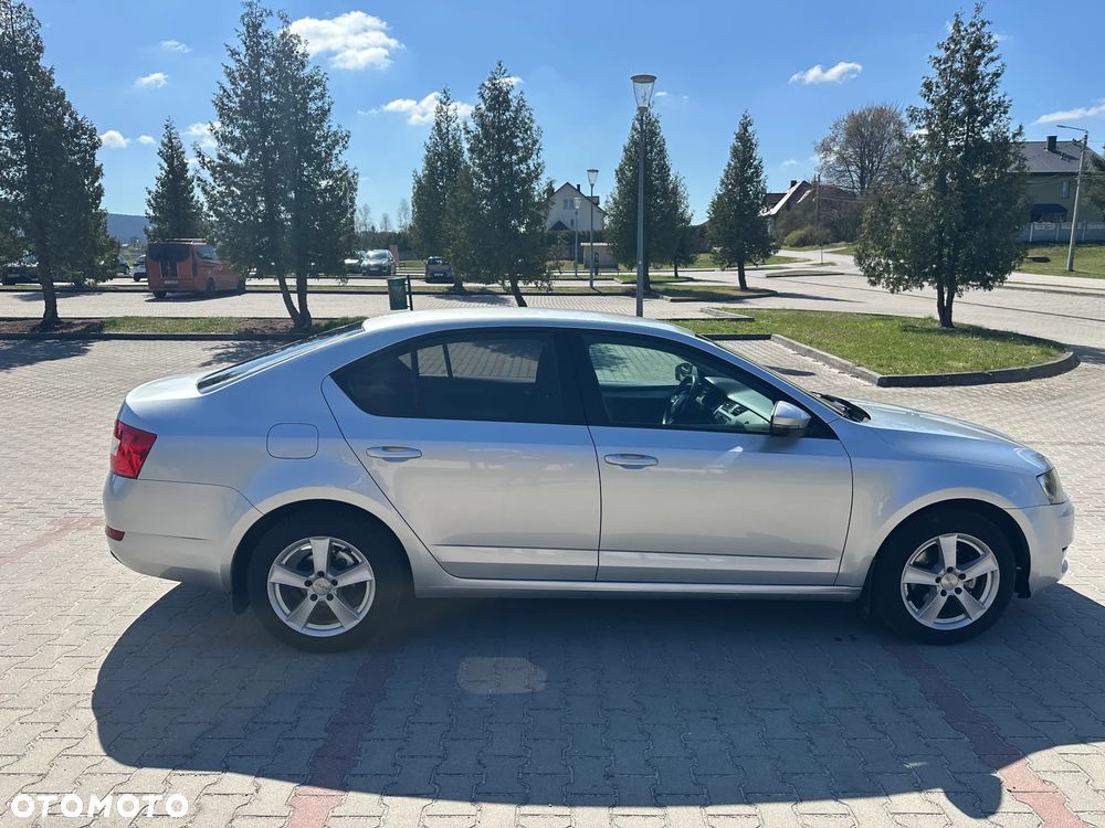 Skoda Octavia 1.6 TDI Active - 4