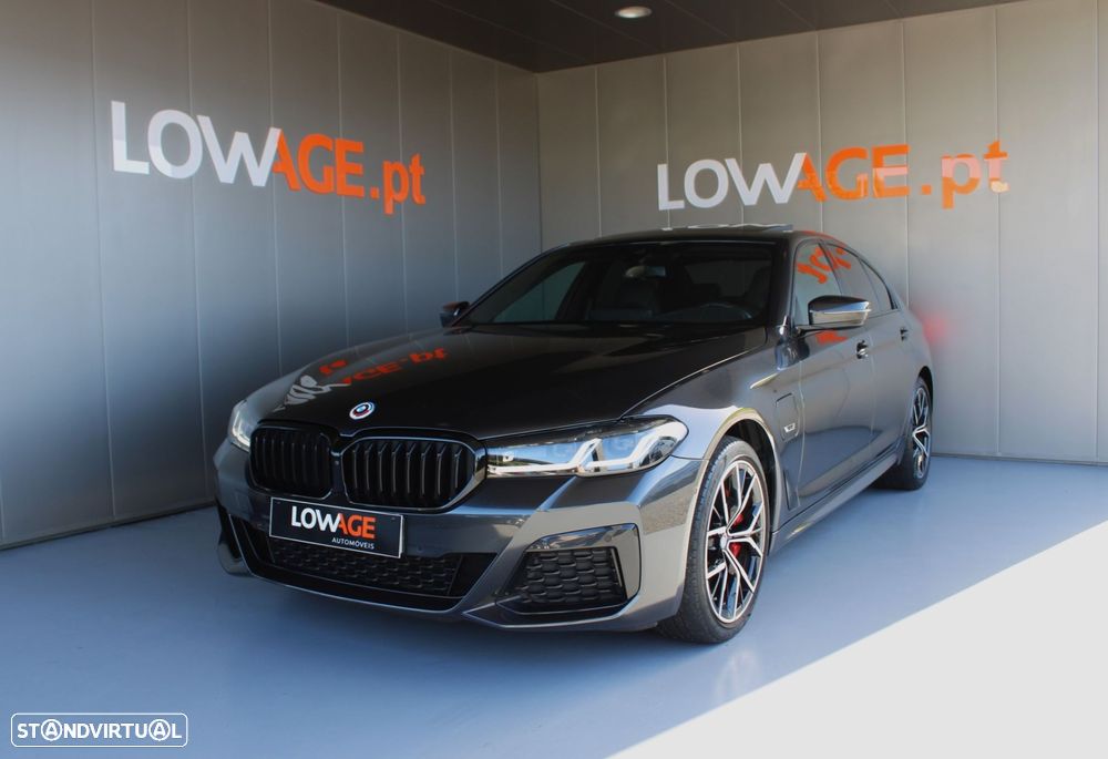 BMW 530 e Pack 50 anos M - 15