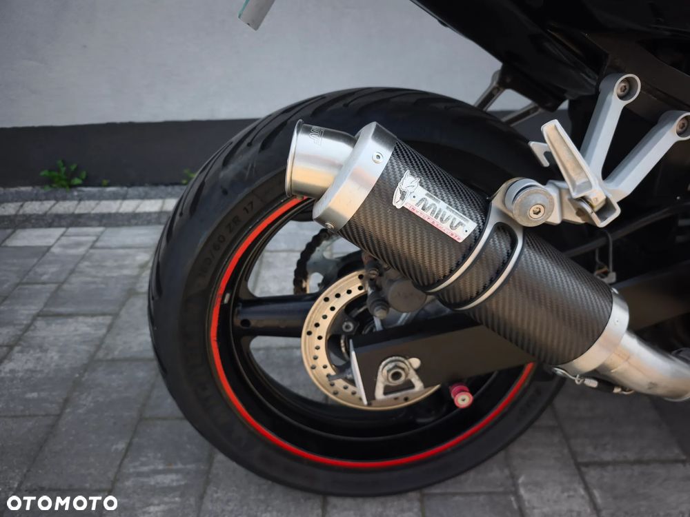 Suzuki SV - 11