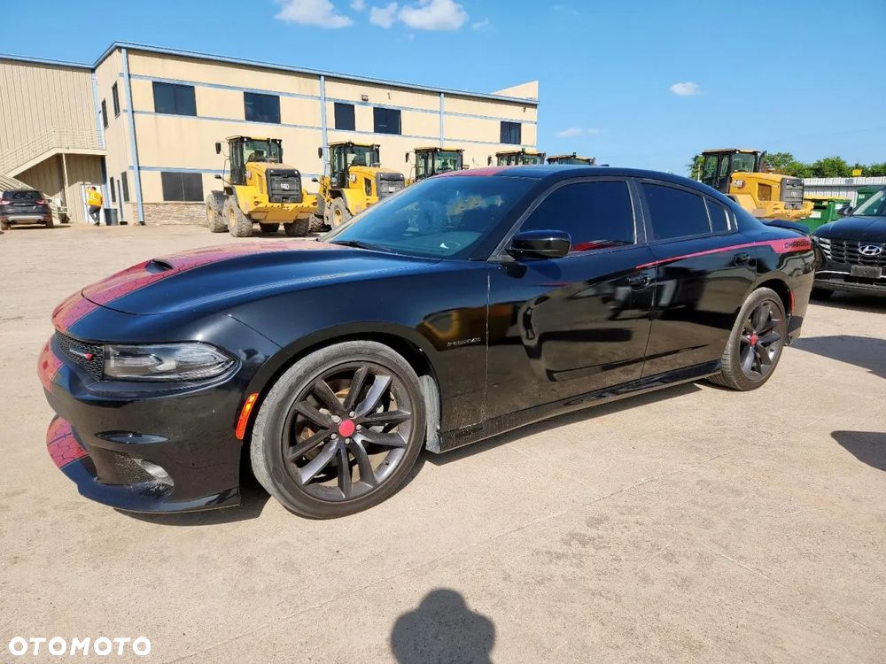 Dodge Charger 5.7 R/T - 2