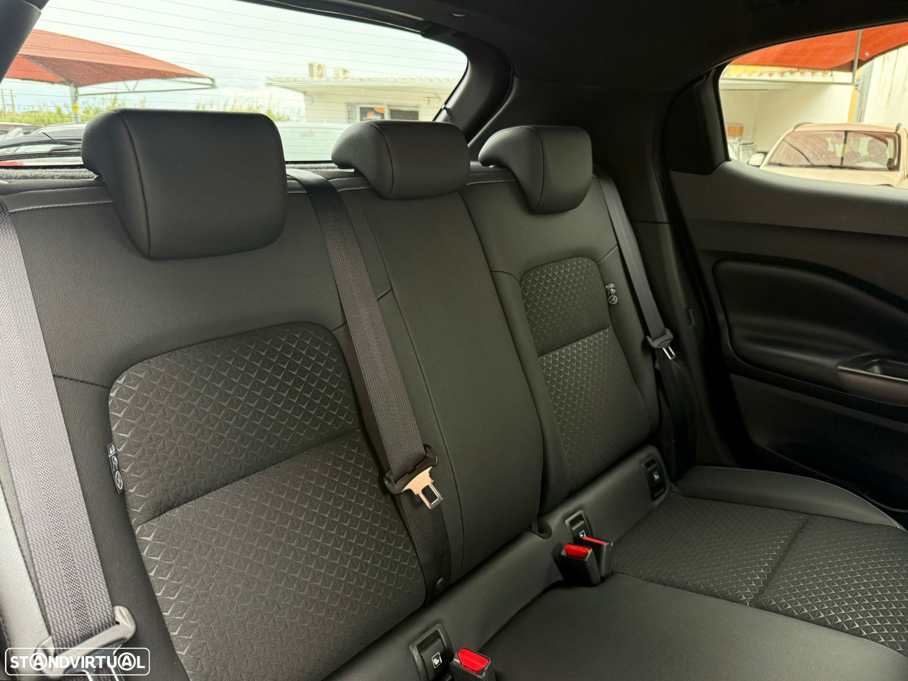 Nissan Juke 1.6 Hybrid N-Design Silver - 9