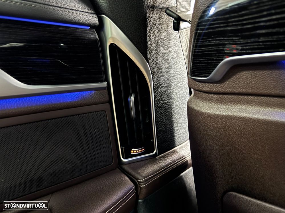 BMW 740 d xDrive Pack M Auto - 58
