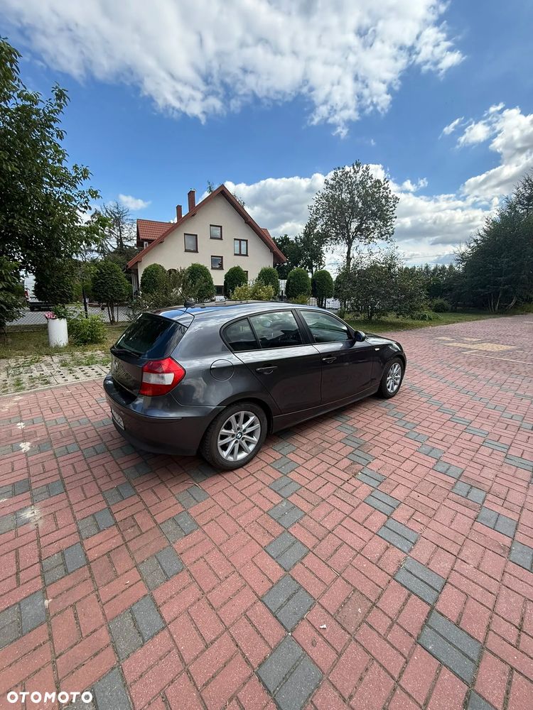 BMW Seria 1 118d DPF - 17