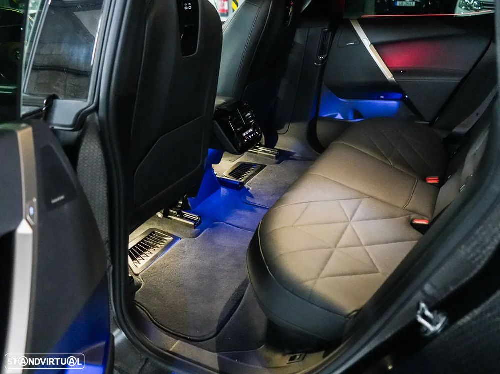 BMW iX xDrive 40 Pack Desportivo - 51