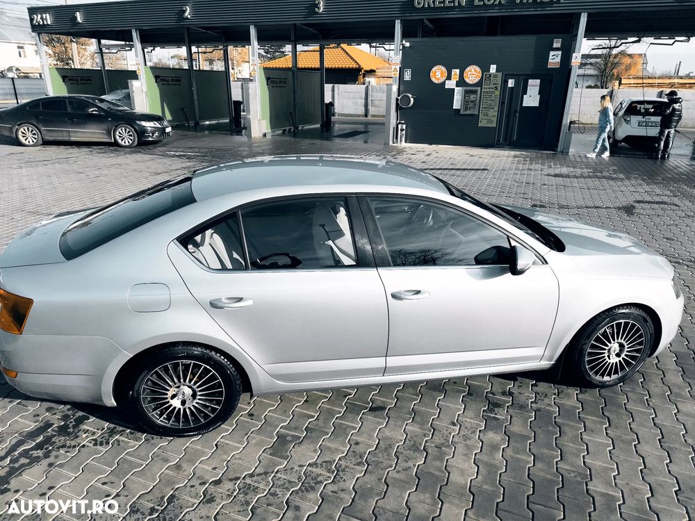 Skoda Octavia 2.0 TDI AMBITION - 14