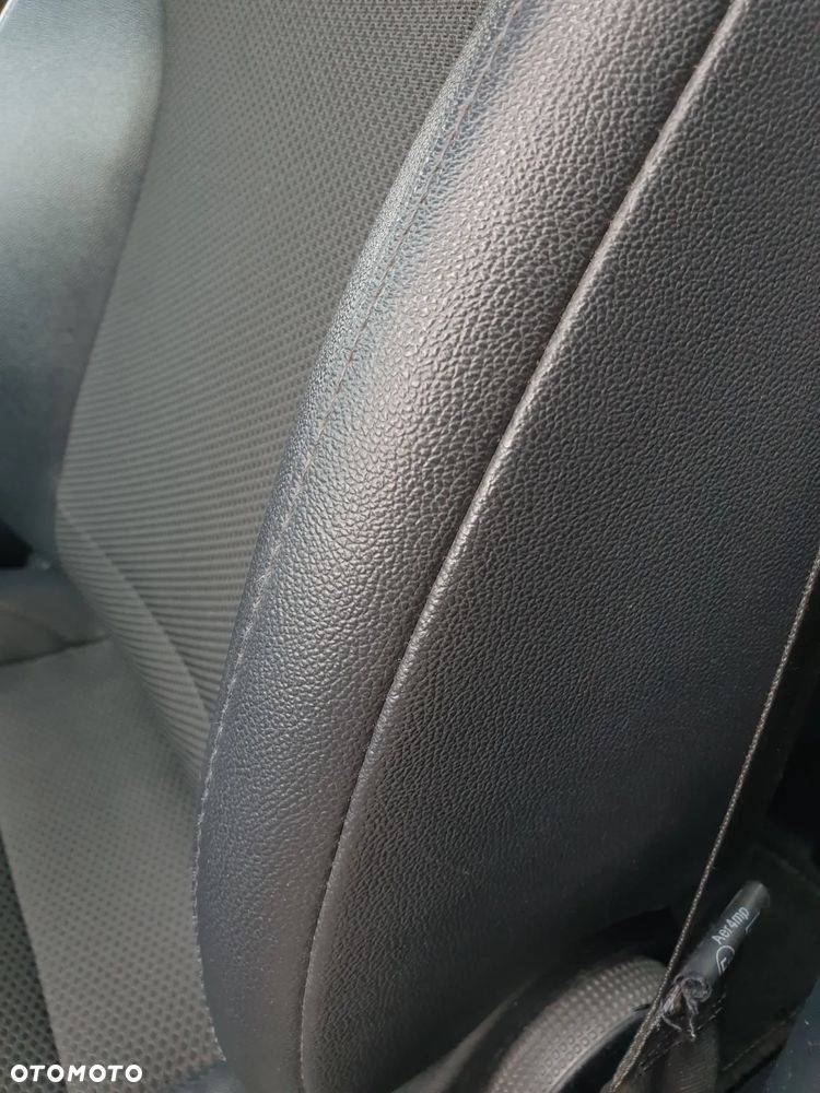 Hyundai ix35 1.6 GDI Premium 2WD - 26