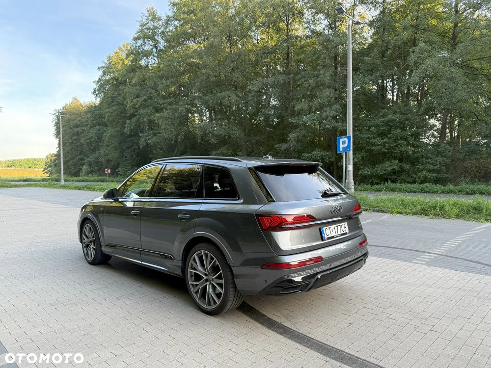 Audi Q7 - 2