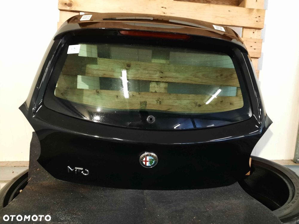 / KLAPA TYŁ TYLNA BAGAŻNIKA ALFA ROMEO MITO I 1 601 CZARNA HB - 1