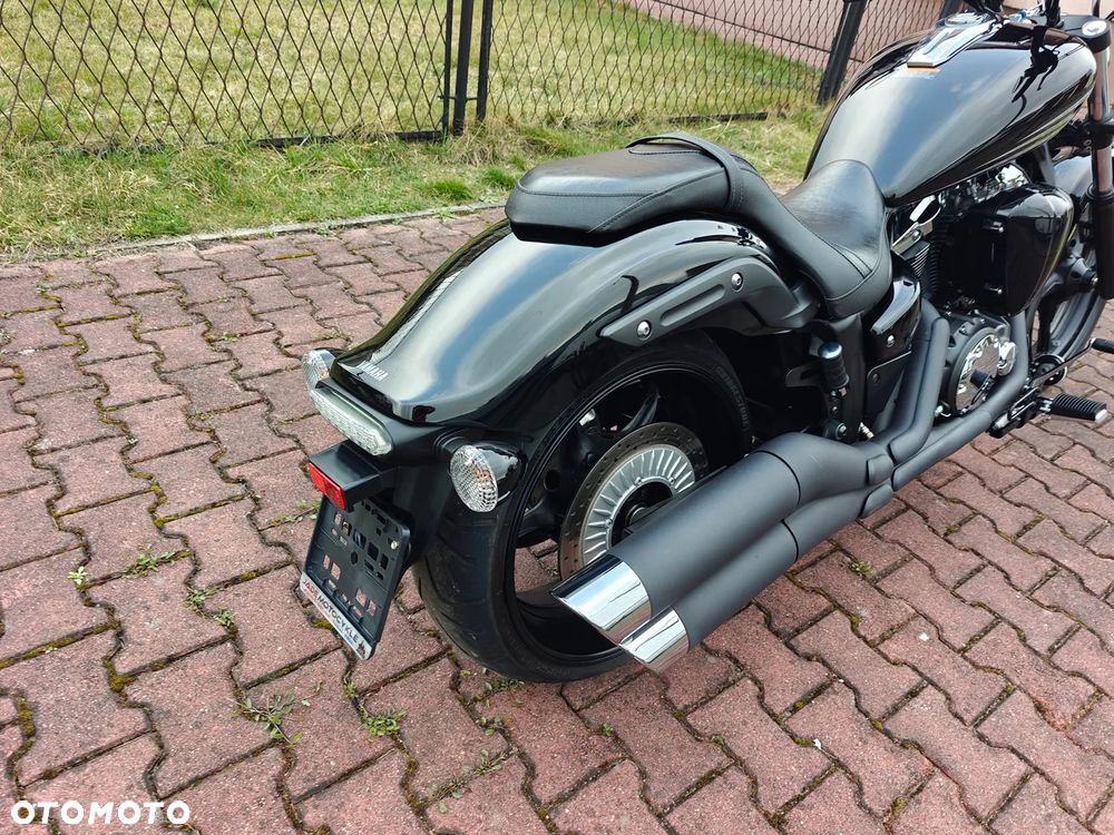 Yamaha XVS - 9