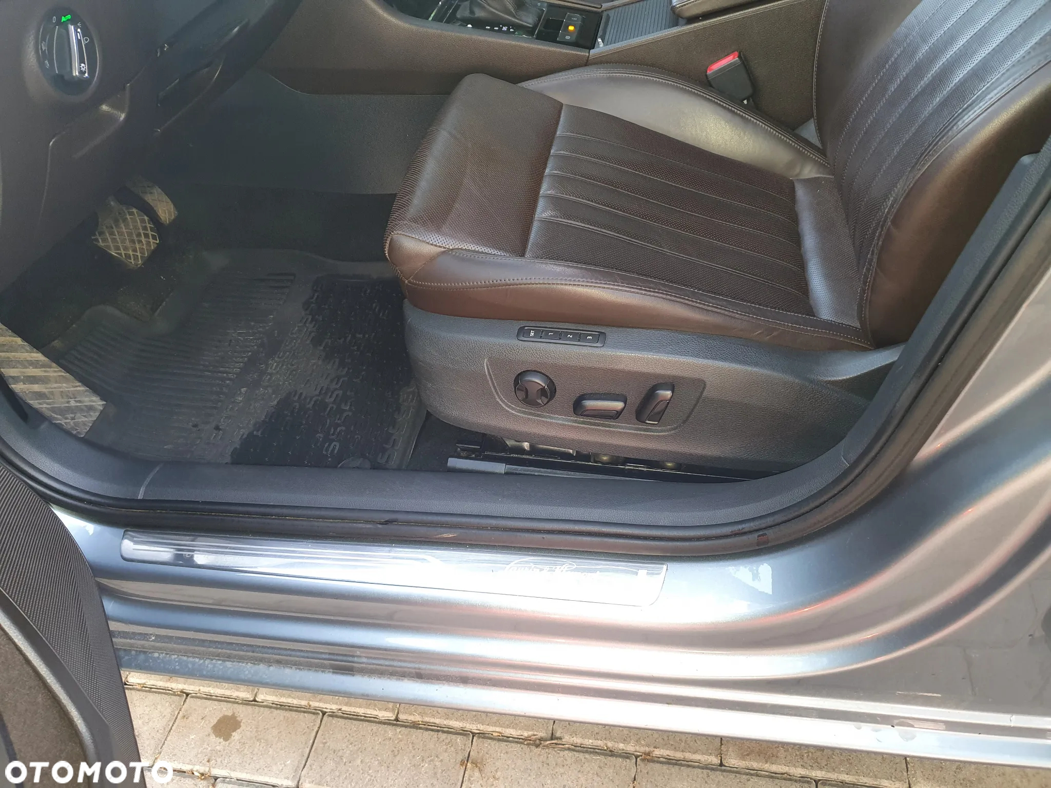 Skoda Superb 2.0 TSI L&K DSG - 13