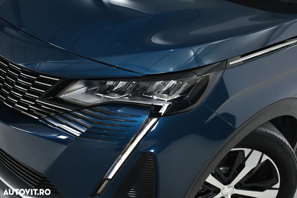 Peugeot 3008 1.2 PureTech Turbo S&S EAT8 Allure - 37