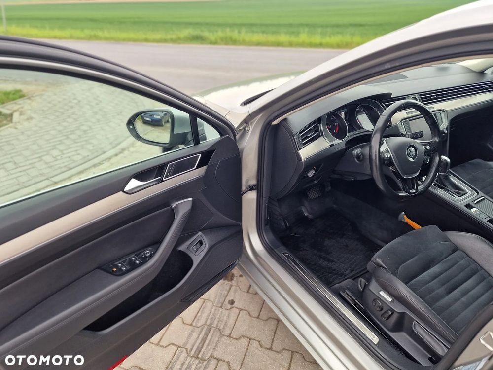 Volkswagen Passat 1.6 TDI (BlueMotion Technology) DSG Comfortline - 17