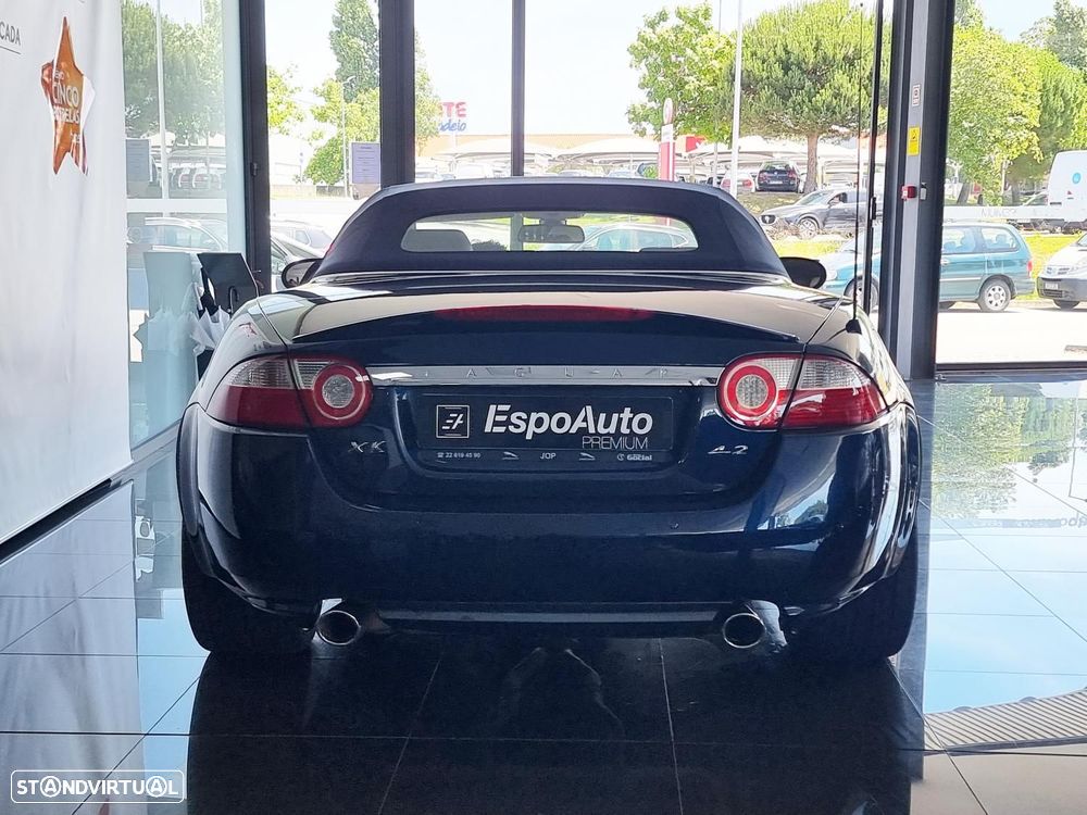 Jaguar XK 4.2 V8 - 5