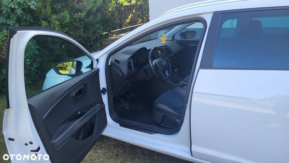 Seat Leon 1.6 TDI Start&Stop CONNECT - 9