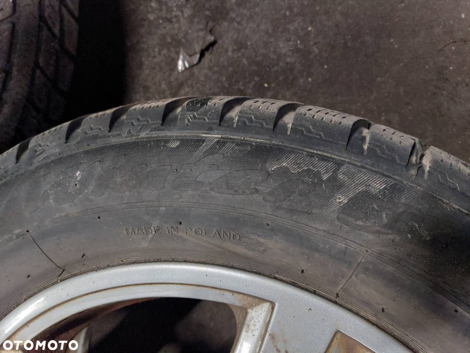 FELGI ALUMINIOWE 4 SZT DEZENT 5x112 6Jx16 ET46 FI57,1 AUDI - 6