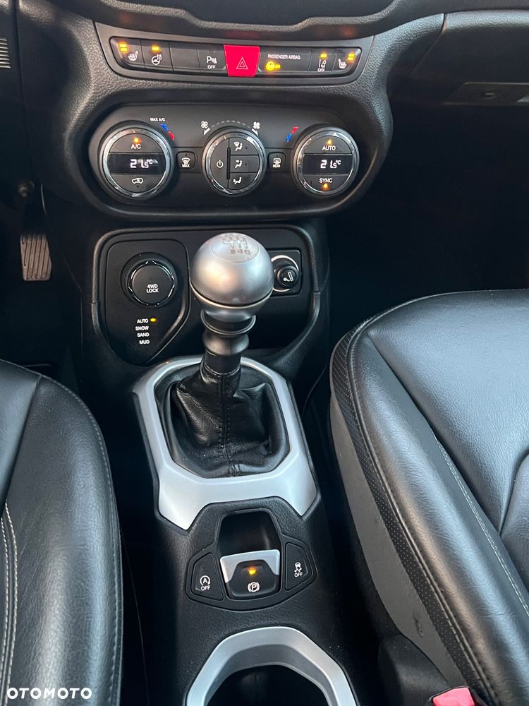 Jeep Renegade 2.0 MultiJet Active Drive Limited Adventure Edition - 32