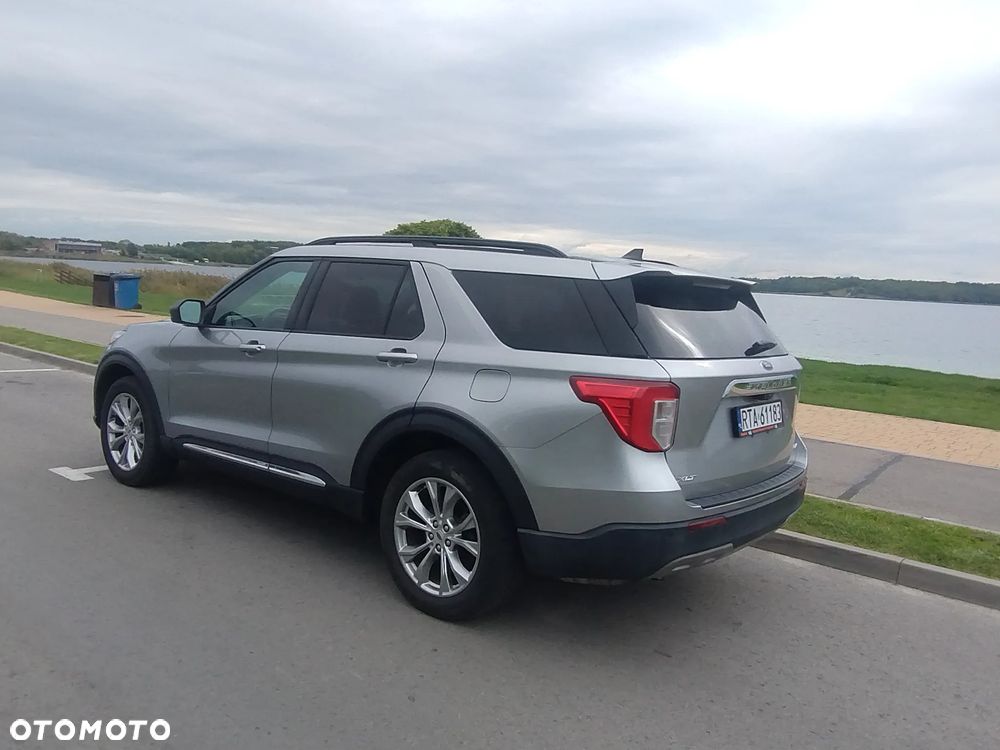 Ford Explorer - 7