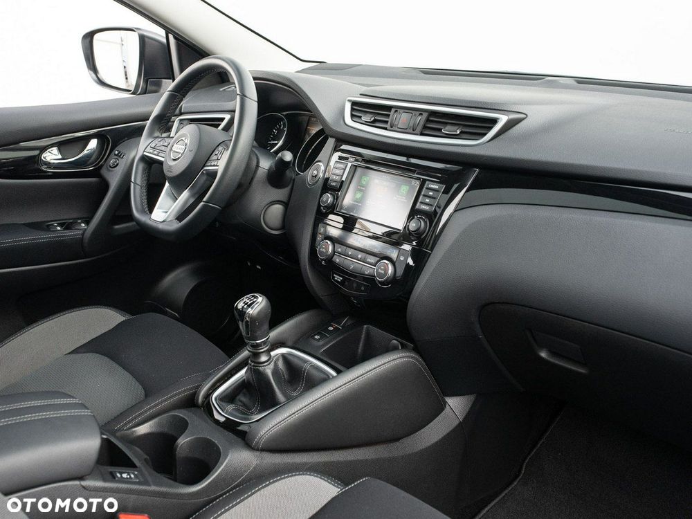 Nissan Qashqai 1.3 DIG-T MHEV N-Connecta - 35