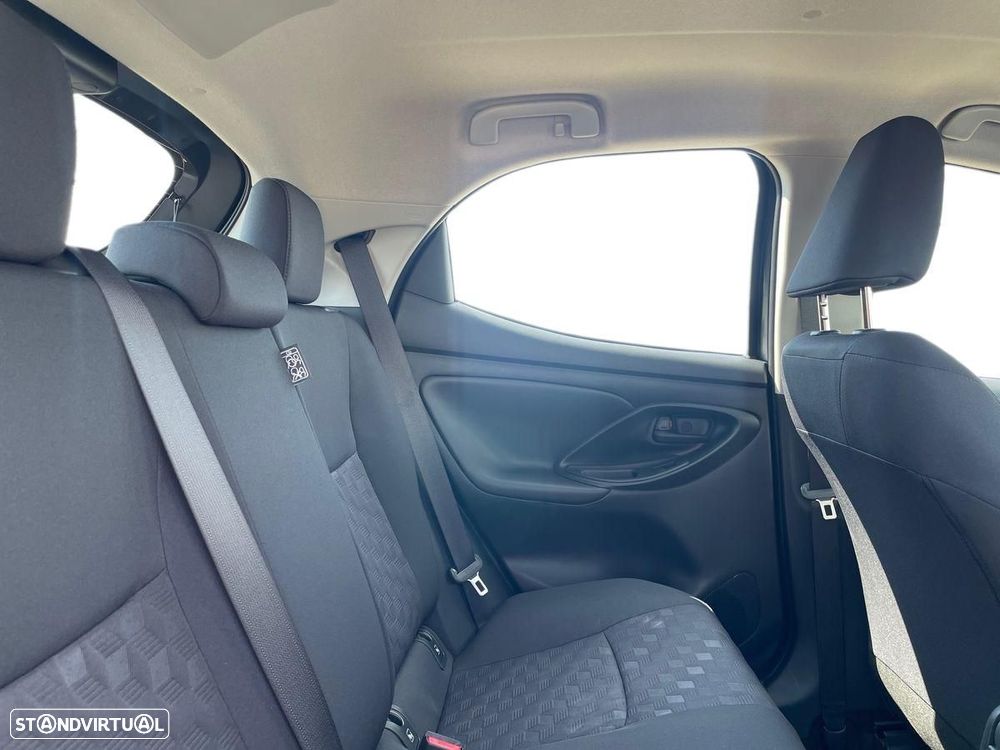 Toyota Yaris - 14