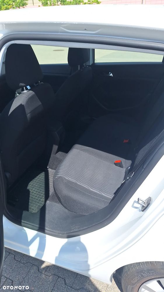 Peugeot 308 125 THP Active - 9