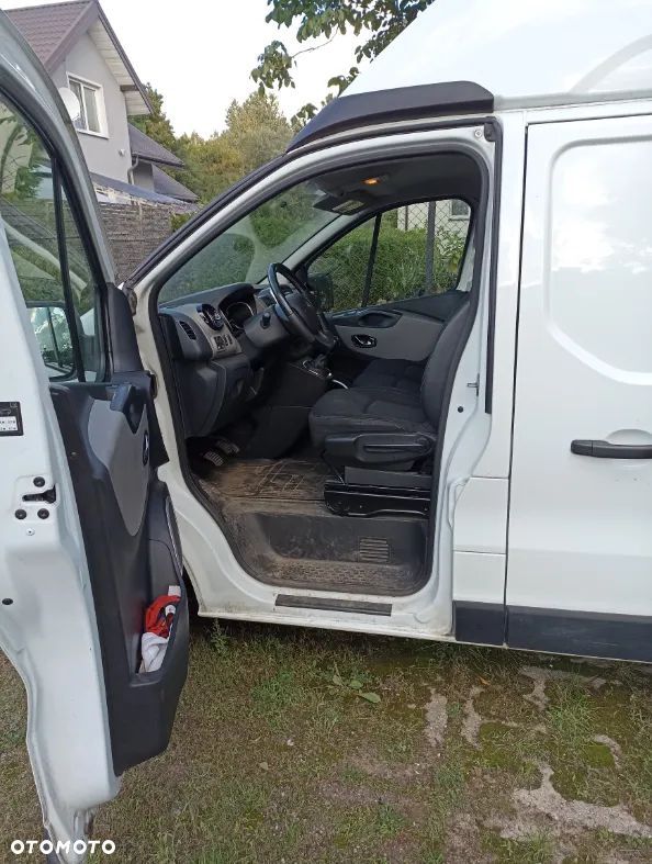 Renault TRAFIC - 5