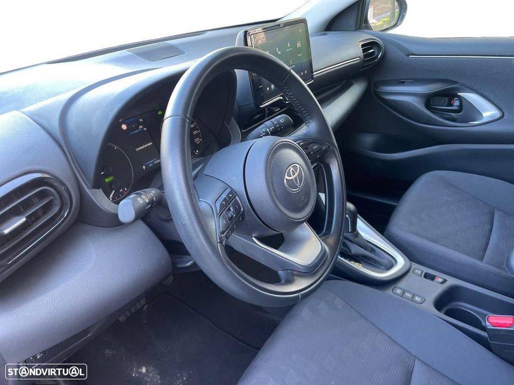 Toyota Yaris - 12