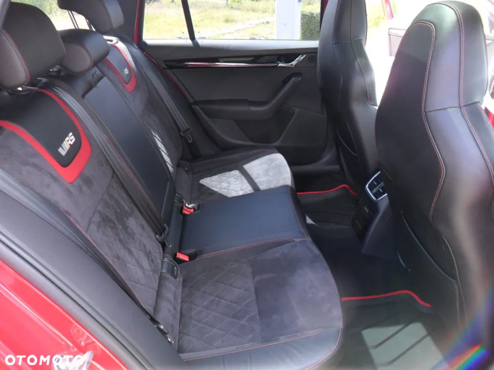 Skoda Octavia 2.0 TSI RS 245 DSG - 26