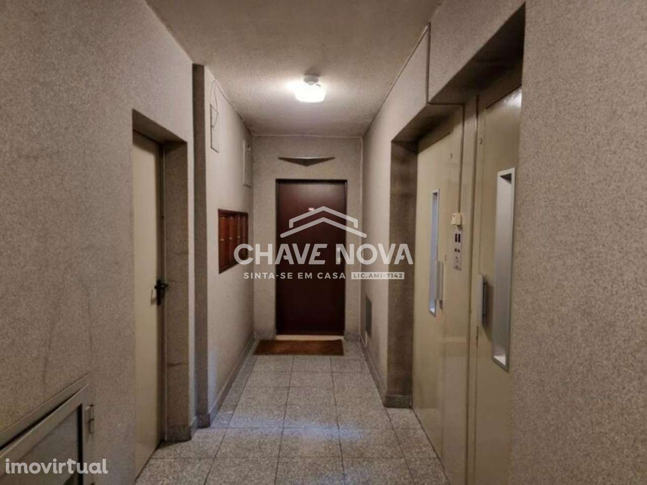 T2 c/ Garagem Box em Vilar do Paraíso - Grande imagem: 3/14