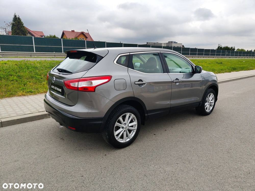 Nissan Qashqai 1.2 DIG-T Acenta EU6 - 31