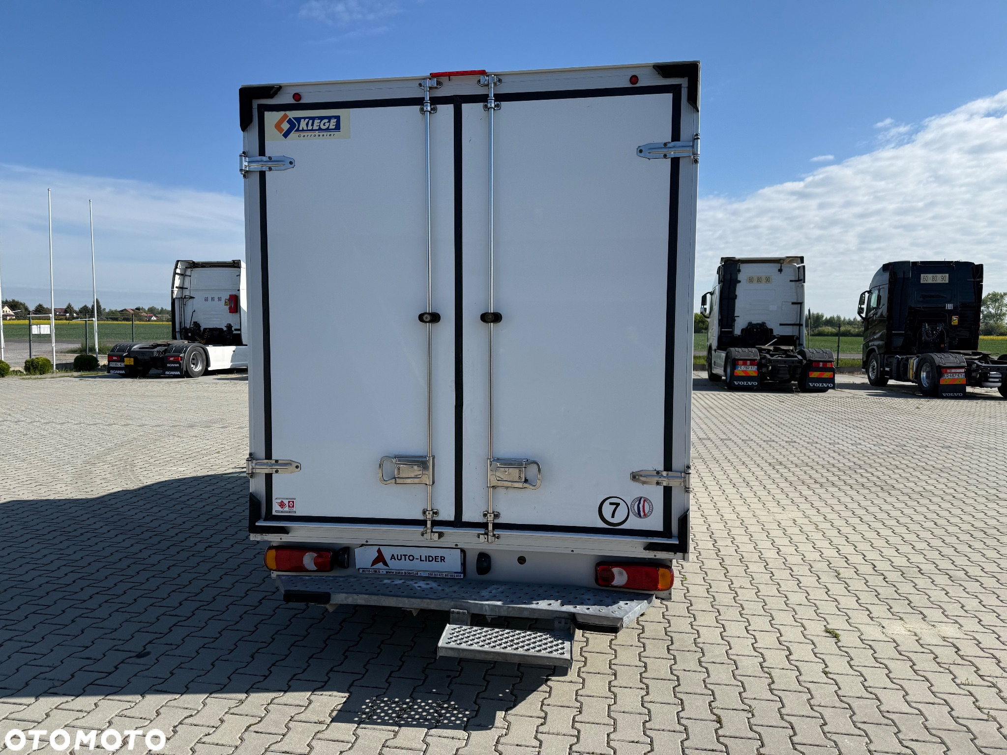 Renault MASTER 125 / CHŁODNIA / MROŹNIA / WTYKA 220V / HAKOWA / Z FRANCJI / STAN BDB / / / - 6