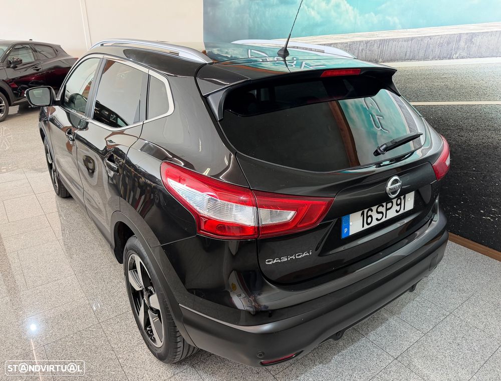 Nissan Qashqai 1.5 dCi N-Connecta 18 - 4