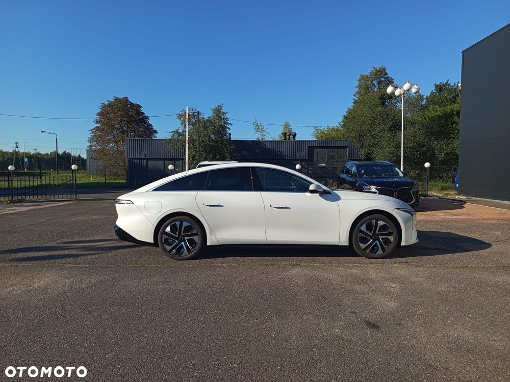 Forthing S7 REEV - 6
