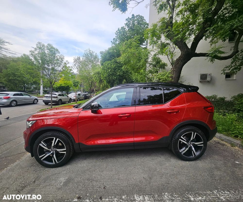 Volvo XC 40 D4 AWD R-Design - 1