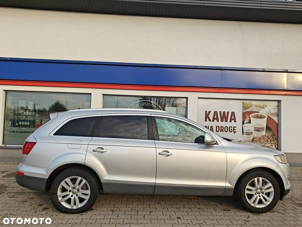 Audi Q7 - 8