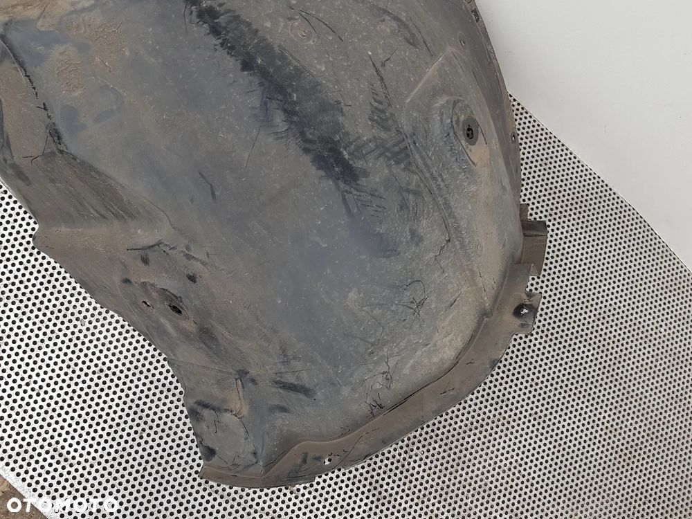 Mercedes W907 W910 Sprinter Nadkole Prawe Przód Tylna Część - 4