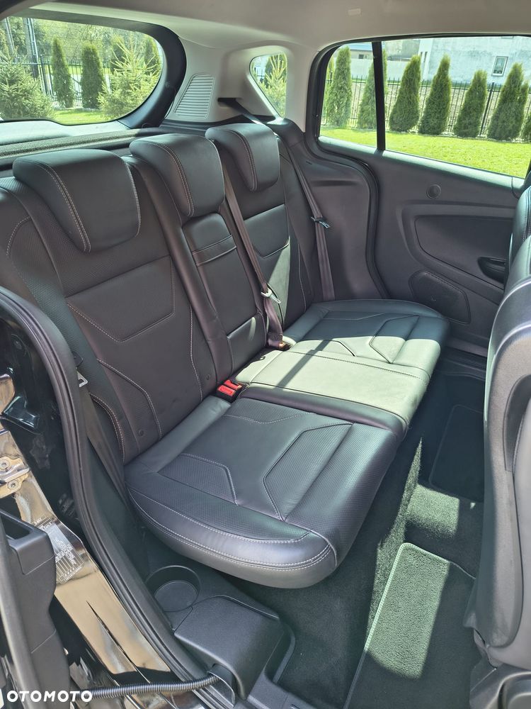 Ford B-MAX - 12
