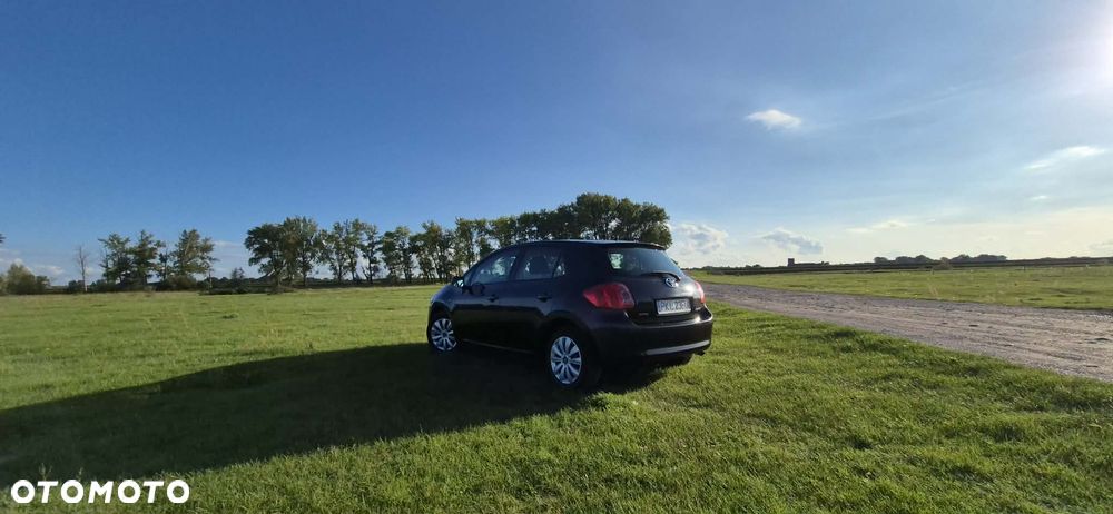 Toyota Auris 1.6 VVT-i Luna - 11